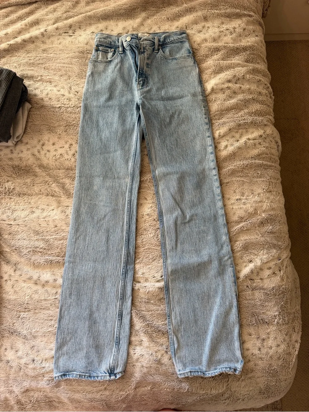Abercrombie & Fitch Light Blue Bootcut ‘90s relaxed Jeans’